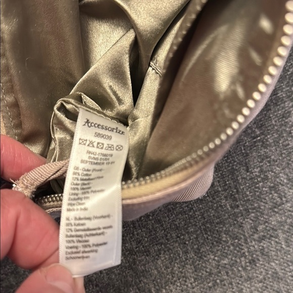 Beaded Evening Bag Embellished Clutch with Wristlet - Picture 7 of 7